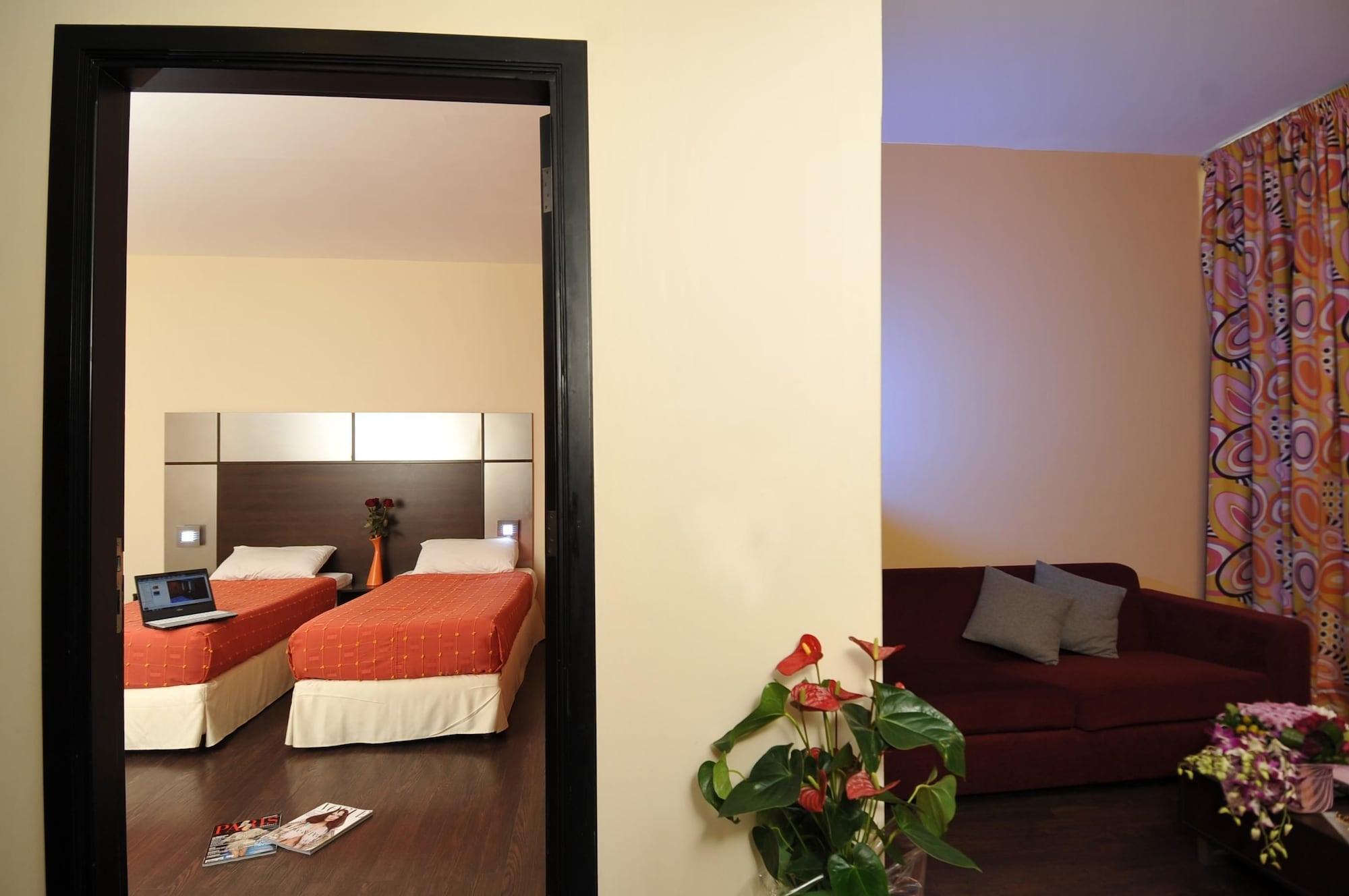 Suite Hotel Chrome - Beirut Exteriör bild