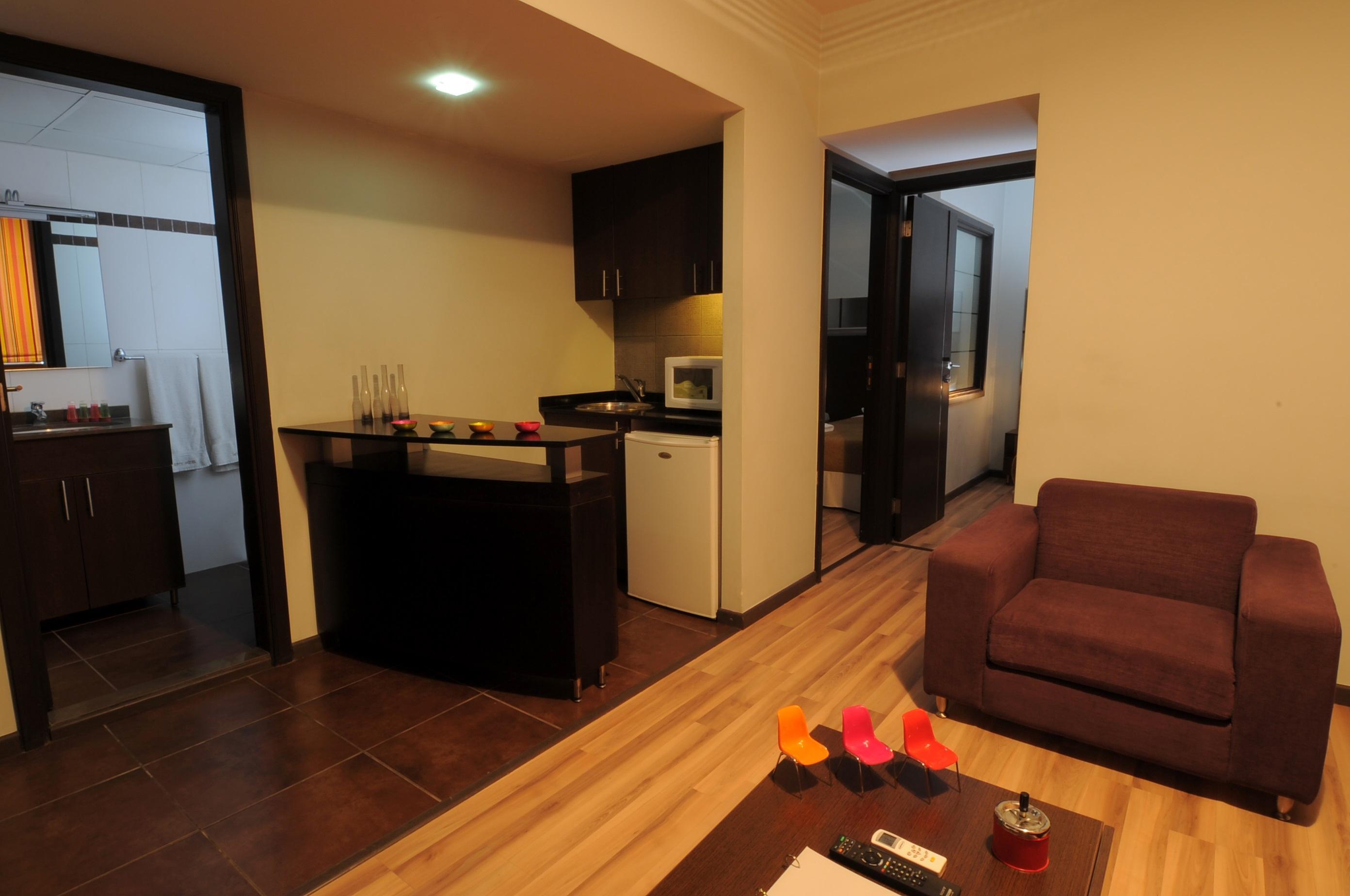 Suite Hotel Chrome - Beirut Exteriör bild