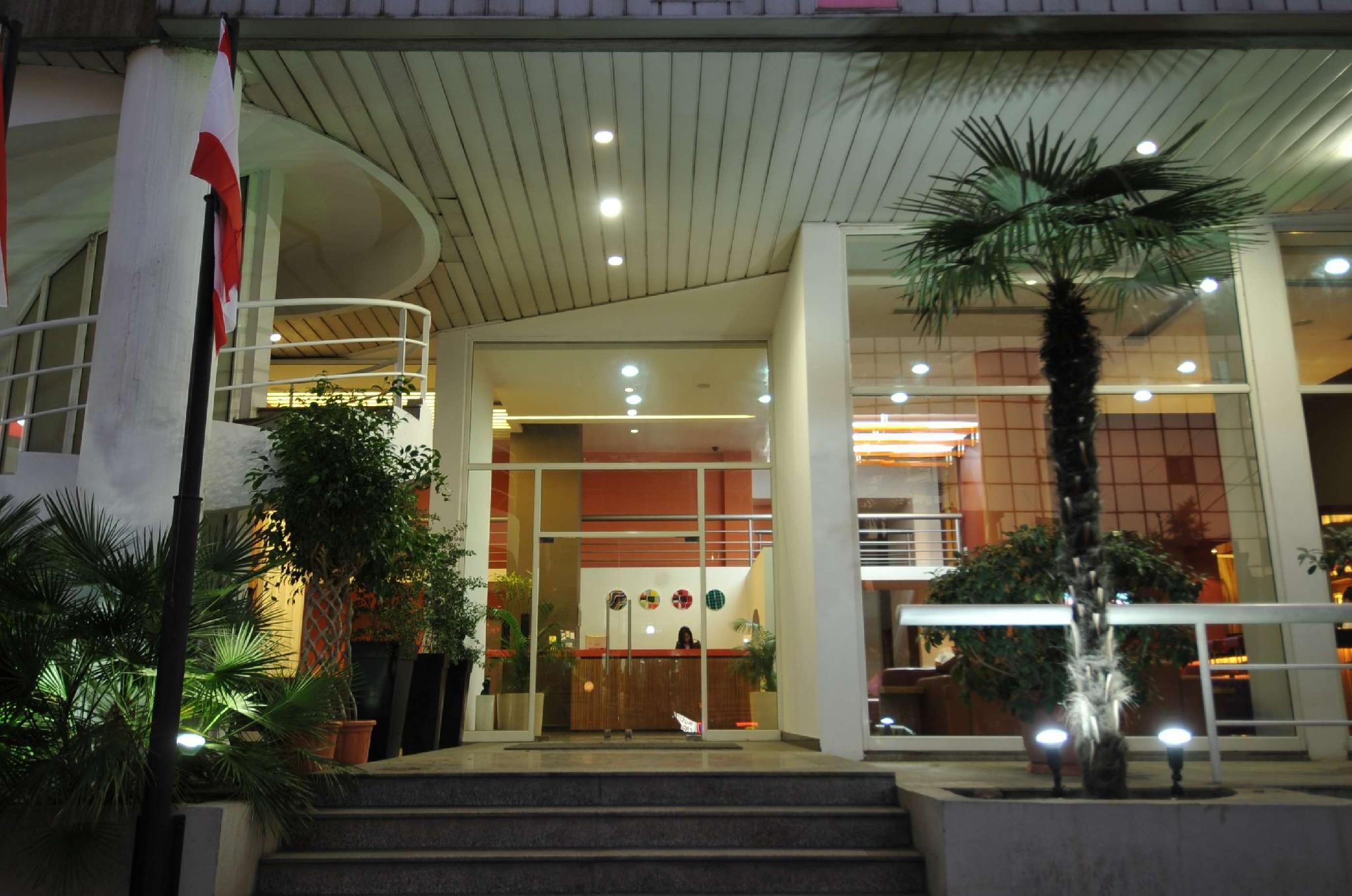 Suite Hotel Chrome - Beirut Exteriör bild