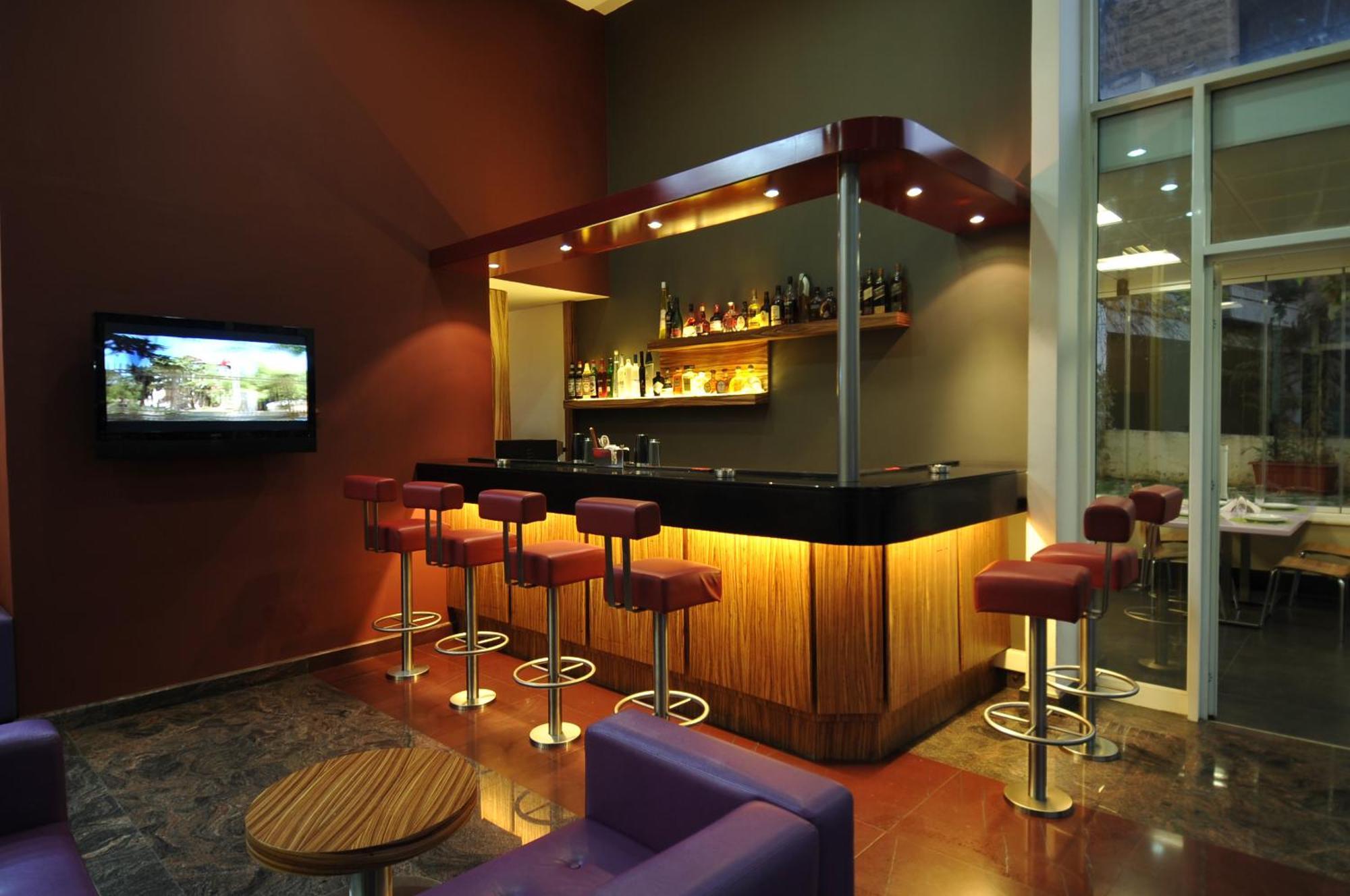 Suite Hotel Chrome - Beirut Exteriör bild