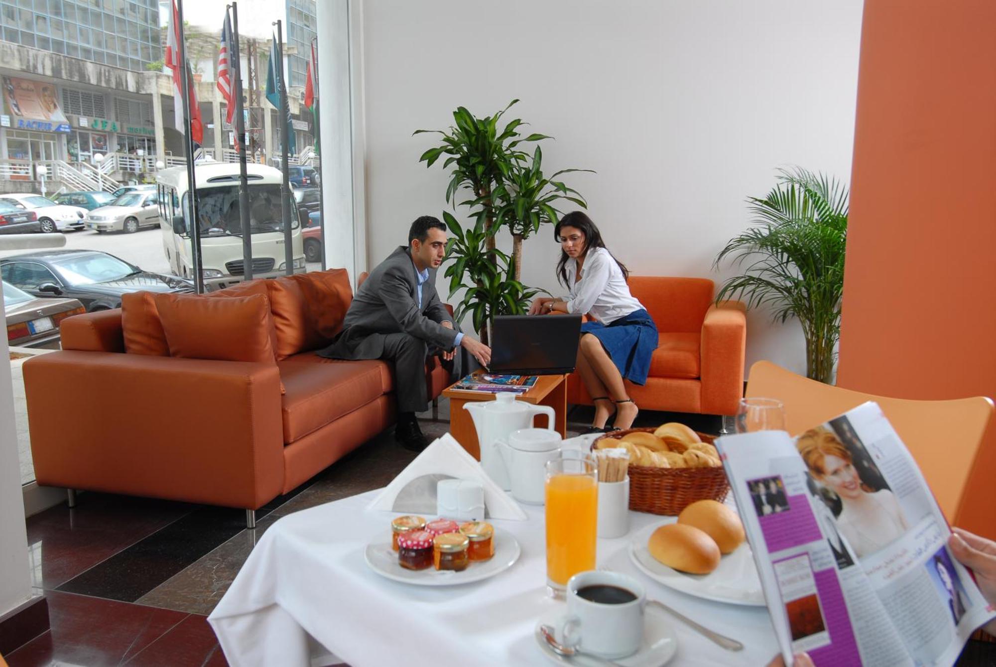 Suite Hotel Chrome - Beirut Exteriör bild